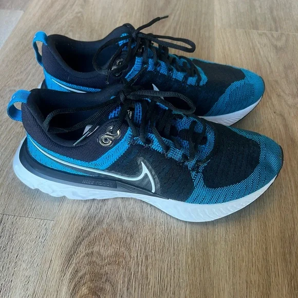 Nike Men’s Infinity Run Flyknit Size 10 - Picture 3 of 10